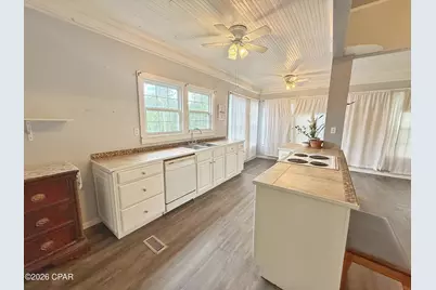 2977 Jefferson Street, Marianna, FL 32446 - Photo 11