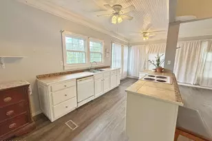 2977 Jefferson St, Marianna, FL 32446 - Photo 11