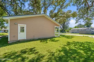 2201 E 6th St, Panama City, FL 32401 - Photo 29