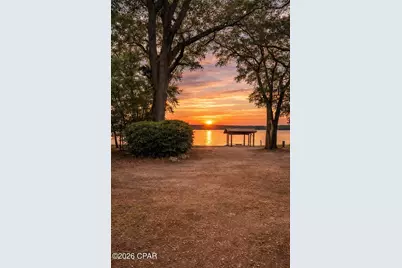 2007 Ambassador Court, Chipley, FL 32428 - Photo 9
