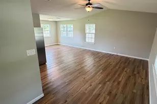 6601 Grande Oak Loop, Grand Ridge, FL 32442 - Photo 7