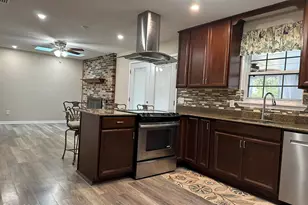 627 Old Hickory St, Panama City, FL 32404 - Photo 3