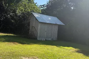 4320 South St, Marianna, FL 32448 - Photo 7