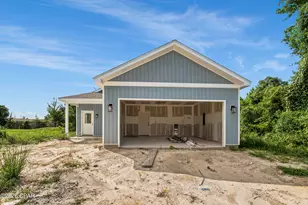 2831 Wakulla Ave, Panama City, FL 32405 - Photo 1