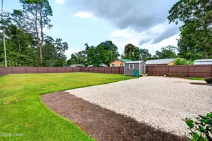 717 Sinclair St, Chipley, FL 32428 - Photo 33