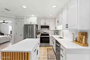 506 Dolphin Dr, Panama City Beach, FL 32413 - Photo 19