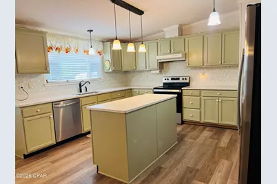 1861 Oak Ridge Avenue, Grand Ridge, FL 32442 - Photo 5
