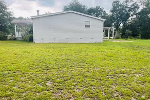 1861 Oak Ridge Ave, Grand Ridge, FL 32442 - Photo 13