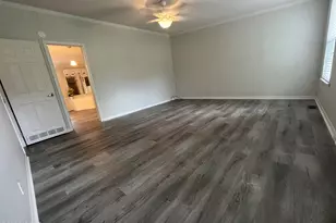 1861 Oak Ridge Ave, Grand Ridge, FL 32442 - Photo 19