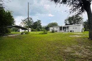 1861 Oak Ridge Ave, Grand Ridge, FL 32442 - Photo 31