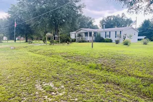1861 Oak Ridge Ave, Grand Ridge, FL 32442 - Photo 35