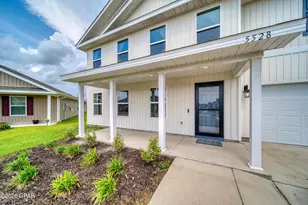 5528 Mars Hl Ln, Panama City, FL 32404 - Photo 1