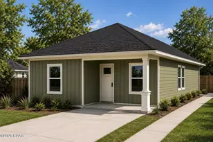 2722 E 9th St, Panama City, FL 32401 - Photo 1