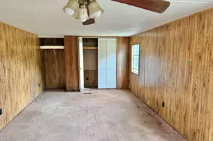 12933 Farm Rd, Southport, FL 32409 - Photo 15
