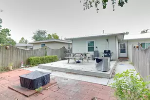 917 Bradford Cir, Lynn Haven, FL 32444 - Photo 33