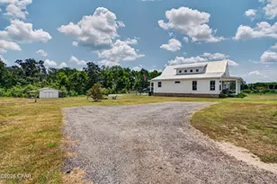 1233 Hwy 173, Graceville, FL 32440 - Photo 57