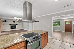 1008 Minnesota Ave, Lynn Haven, FL 32444 - Photo 9