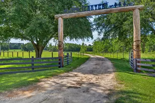 2900 Tanner Rd, Chipley, FL 32428 - Photo 75
