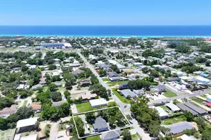 704 Gulf View Dr, Panama City Beach, FL 32413 - Photo 9