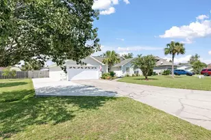 1902 Sutherland Rd, Lynn Haven, FL 32444 - Photo 7