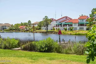 8829 N Lagoon Dr, Panama City, FL 32408 - Photo 33