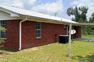 9906 Indian Bluff Rd, Youngstown, FL 32466 - Photo 15
