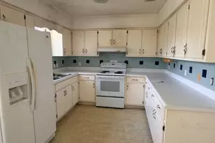 9906 Indian Bluff Rd, Youngstown, FL 32466 - Photo 3