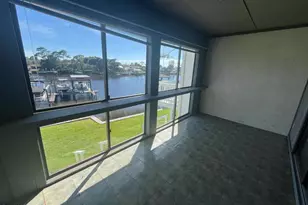 8623 N Lagoon Dr, Panama City, FL 32408 - Photo 17