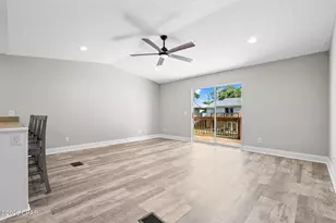 4128 Catherine St, Panama City Beach, FL 32408 - Photo 5