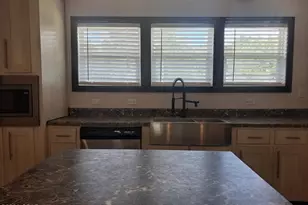 2469 Brooks Dr, Bonifay, FL 32425 - Photo 9