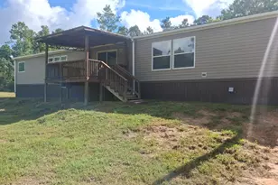 2469 Brooks Dr, Bonifay, FL 32425 - Photo 3