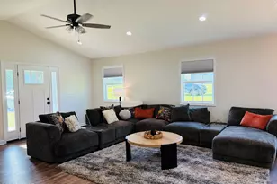 25393 N Rosewood Circle, Altha, FL 32421 - Photo 23