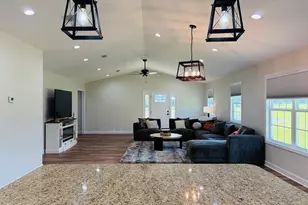 25393 N Rosewood Circle, Altha, FL 32421 - Photo 19