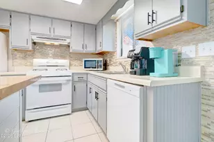 130 Bonnie Ln, Panama City Beach, FL 32407 - Photo 9