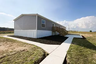1283 Gavin Rd, Bonifay, FL 32425 - Photo 5