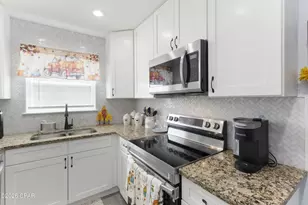 510 E 26th St, Lynn Haven, FL 32444 - Photo 5