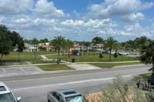 207 E 3rd St, Lynn Haven, FL 32444 - Photo 3
