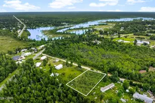 9775 Felty Rd, Youngstown, FL 32466 - Photo 1