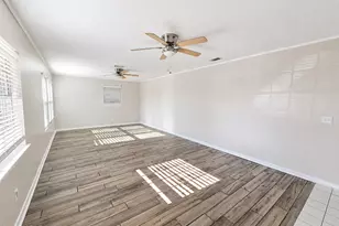 215 S Kimbrel Ave, Panama City, FL 32404 - Photo 3