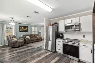 7826 Ponderosa St, Southport, FL 32409 - Photo 15