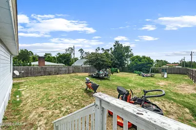7826 Ponderosa Street, Southport, FL 32409 - Photo 25