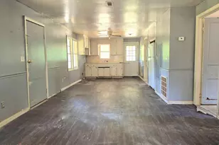 1093 Newton Rd, Bonifay, FL 32425 - Photo 5