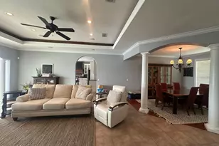 2660 Lakeview Cir, Alford, FL 32420 - Photo 13
