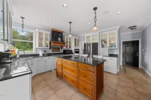 2660 Lakeview Cir, Alford, FL 32420 - Photo 23