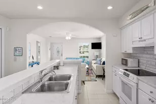 220 15th St, Panama City Beach, FL 32413 - Photo 11