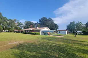 5081 8th Ave, Malone, FL 32445 - Photo 29