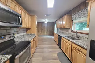 5081 8th Ave, Malone, FL 32445 - Photo 5