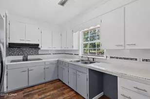 760 Brown St, Chipley, FL 32428 - Photo 11