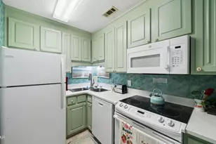 17462 Front Beach Rd, Panama City Beach, FL 32413 - Photo 7