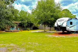 8908 N Lagoon Dr, Panama City, FL 32408 - Photo 13